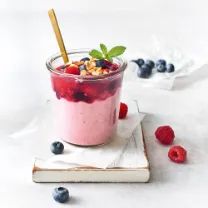 Frischli Bildergalerie Joghurt mit Früchten