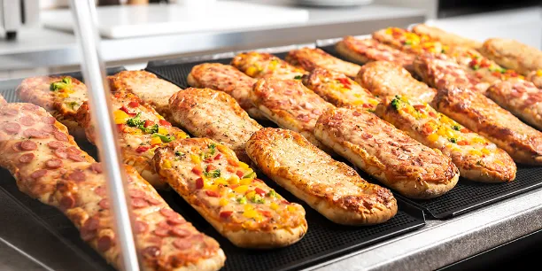Pizza Snacks sind dank kleiner Portionsgrößen der perfekte Snack für "auf die Hand" 