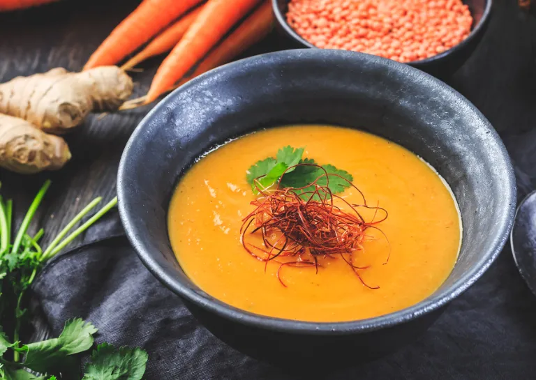 Linsensuppe mit Ingwer