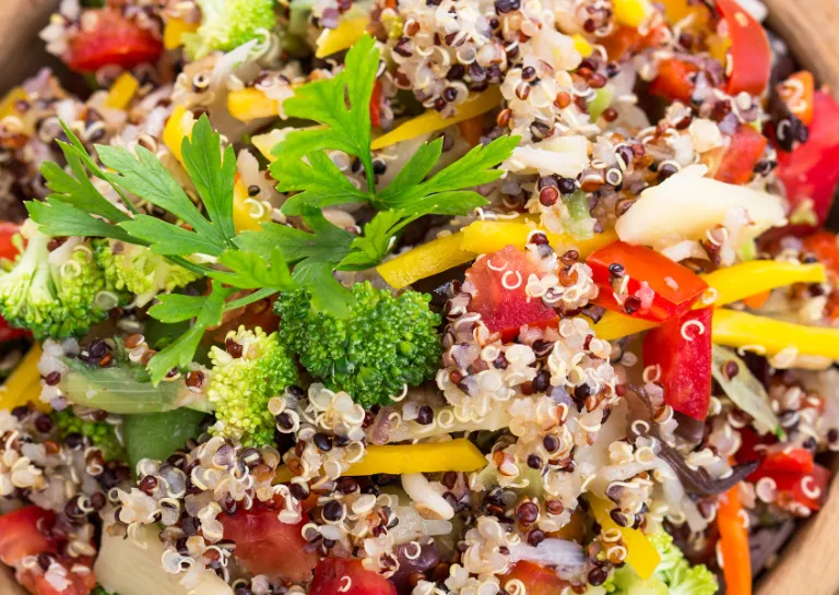 Hülsenfrüchte-Salat in Bowl