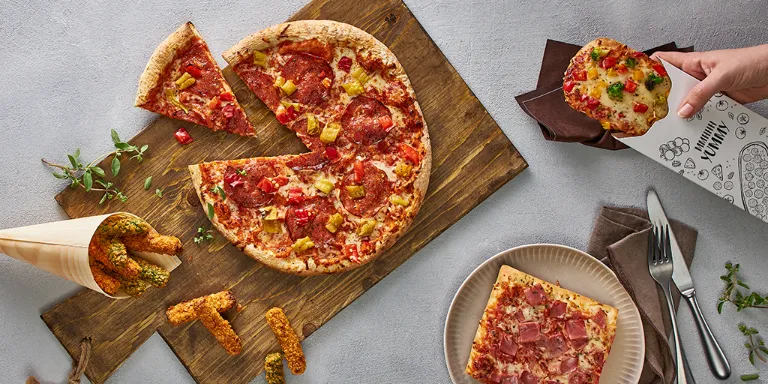 Ob rund, eckig oder oval – die Vielfalt im Pizza- und Snacksortiment von Dr. Oetker Professional ist groß