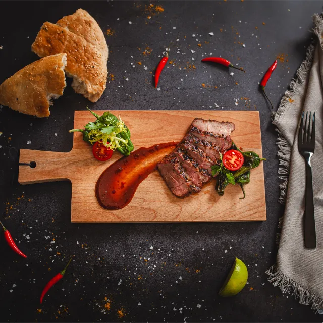 Rezept: Nackensteaks vom Wildschwein mit Chipotle Ketchup