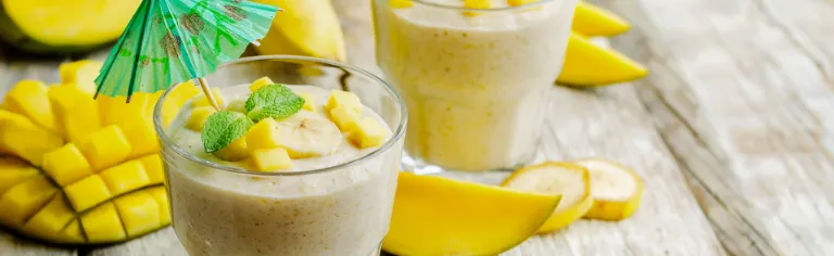 Mango-Fruchtcreme von frischli in Dessertgläser - Trendprodukt des Monats September